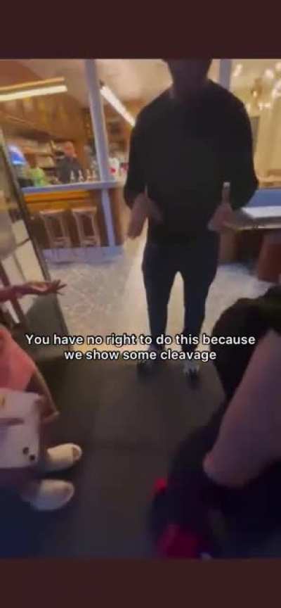 OnlyFans celebs rejected from a restaurant in Paris