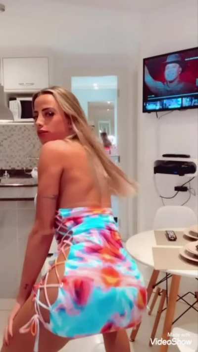 Would you wife up a Tgirl stripper?