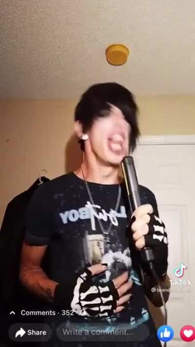 Emo Cringe