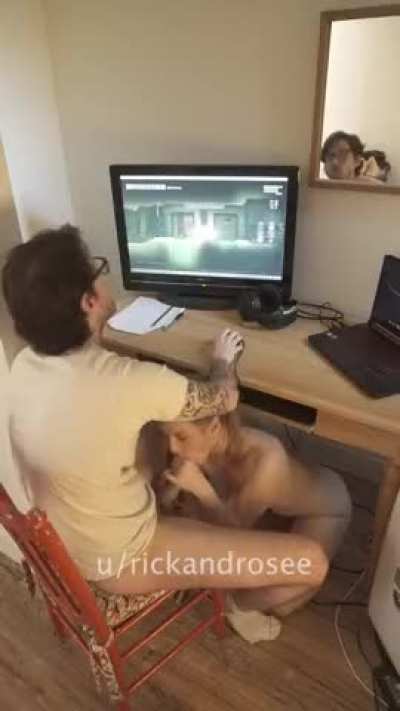 She plays with my cock while I play Noita