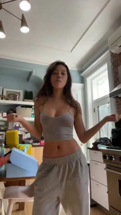 Comfy Lily Chee