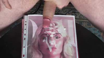 Making a mess of Billie's fuckable face