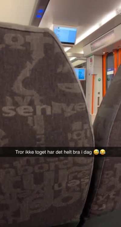 Ingen storstilt diskusjon eller lignende her, ble bare litt redd for at jeg hadde havnet p&aring; feil tog i dag tidlig.