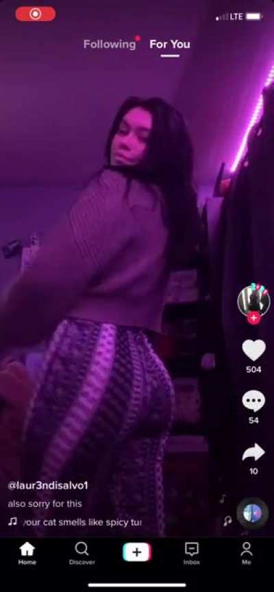 She got a dumpy