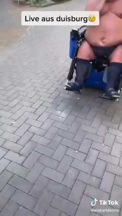 ich🧑🏼&zwj;🦼iel