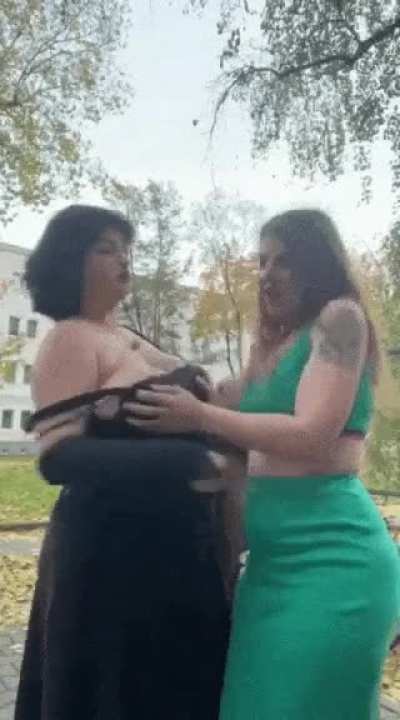 24F 👻aspenx24xxx [snapchatsextss] wanna hang out with me and my girlfriend? We went to the bar and want to have some fun tonight, drunk, single and ready to mingle 😜