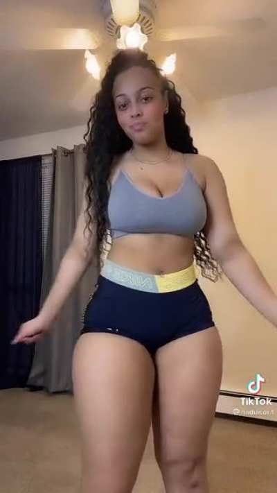 GOOD LORD SHE IS SOOO THICK