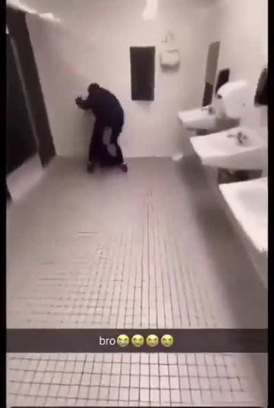 Bully taste her own medicine