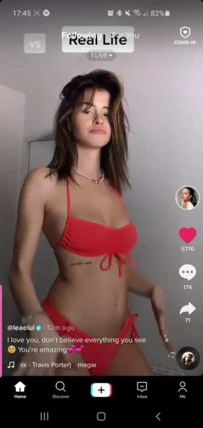 Lea on tiktok in orange bikini😍