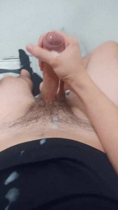 Would you belive that i cummed for almost a hole minute? 🥵 Go check with your own eyes