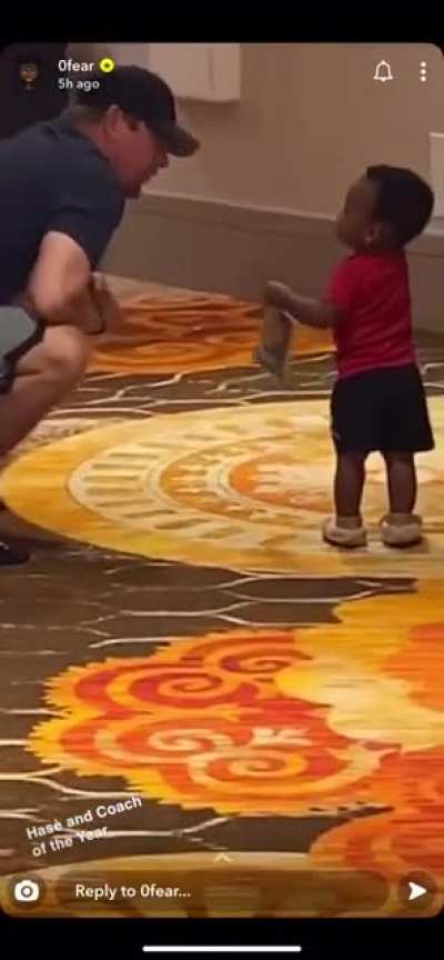 Coach Nurse playing games with Terence Davis&rsquo; kid