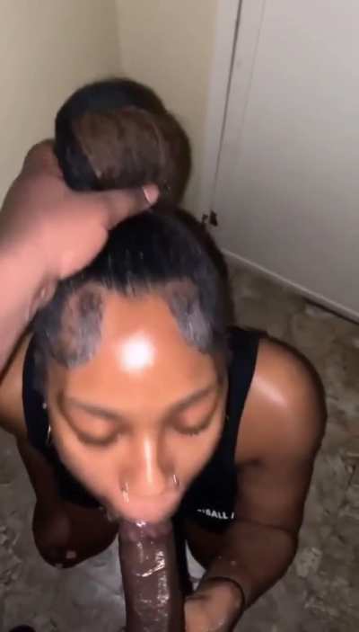 💦