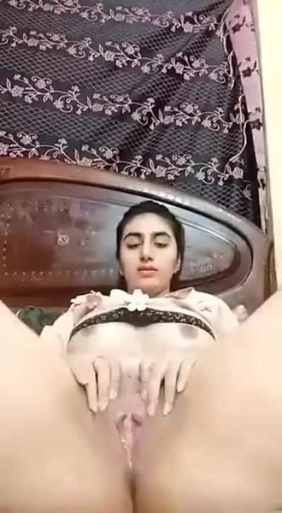 Desi Pakistani girl home made