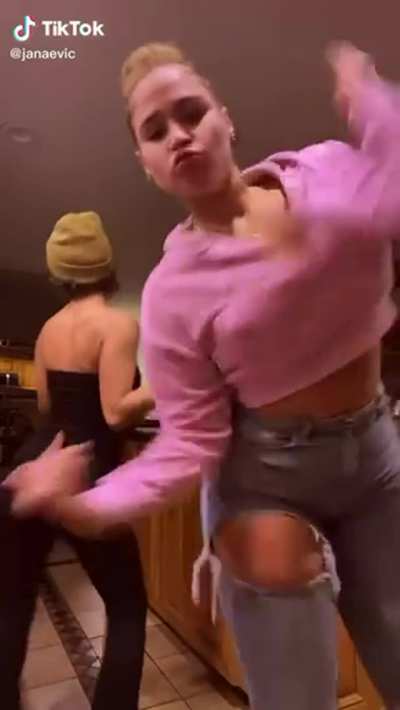 New Janae vid 3