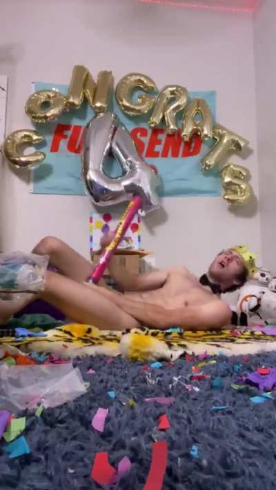 Birthday nut
