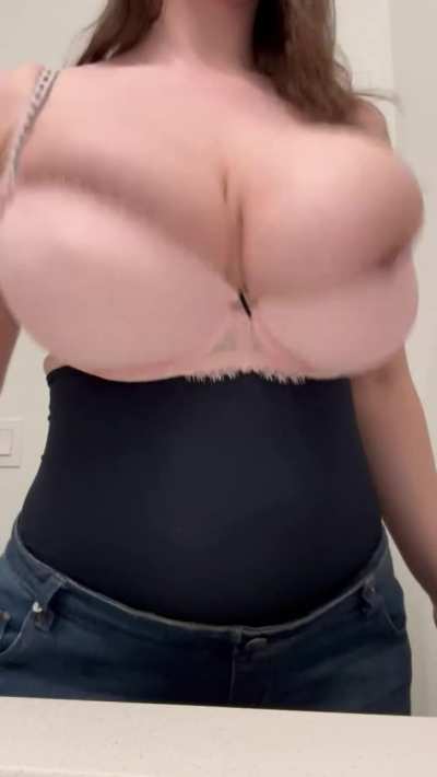 Squeezing my 32HH/J cups into an old DDD cup bra I used to wear