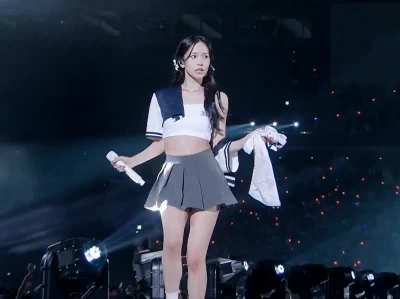 230521 Mina