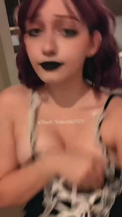 i want you to cum in my pretty eyes
