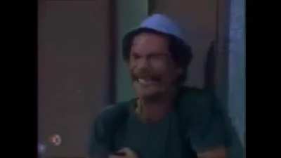 Don ramon con risa chistosa