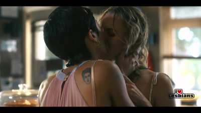 Madison Iseman &amp;amp; Brianne Tju (I Know What You Did Last Summer - s01e04 - Scene #3) *NO MUSIC*