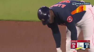 [Highlight] [Highlight] Yordan Alvarez hits the Astros' 3rd straight double off Wheeler to make it 2-0 with no outs in the first!