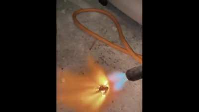 Cuando hay un problema NUNCA dudes en ELIMINARLO CON FUEGO