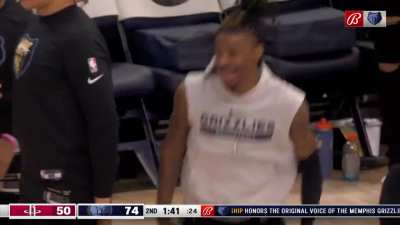 [Highlight] Jaren Jackson Jr. with a monstrous dunk to put the Grizzlies up by 24