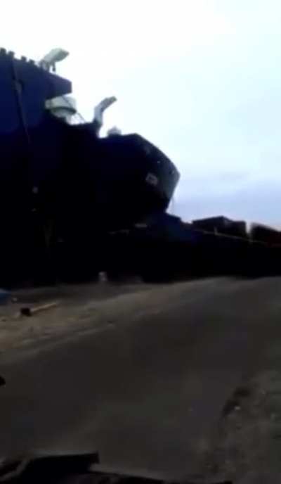 The Ferry &ldquo;Kydon&rdquo; destroys a pier at the Santa Domingo port