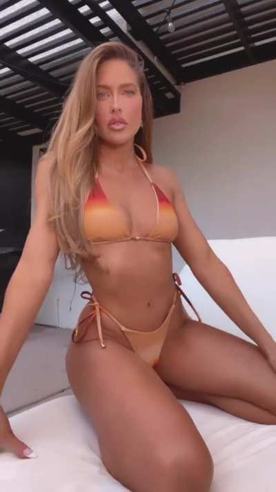 Kelly Kelly