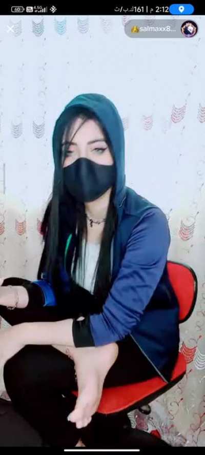 Arabian goddess and her soft sole, Watch until she put the cap @salamxx8