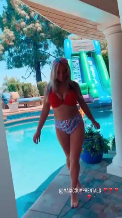Bikini Babe