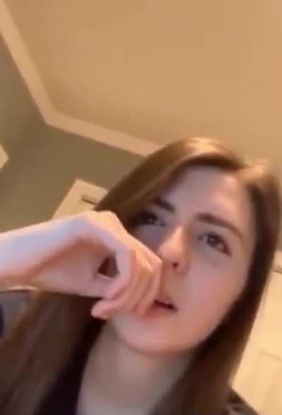 Girl calls &ldquo;the other girl&rdquo; from her boyfriend's phone.