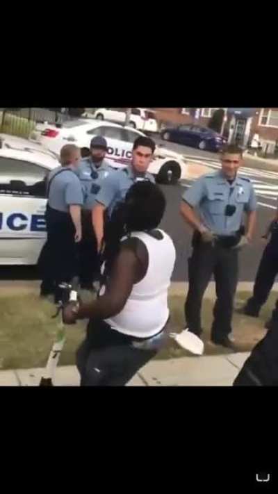 Guys laugh at cops for having to give back licensed weapon with no arrests