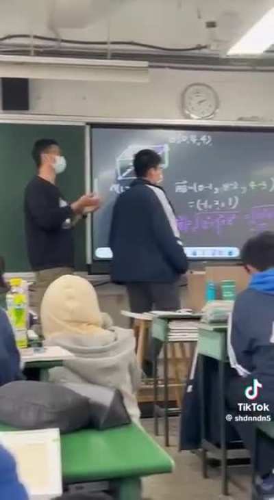 做题蛆学会<wbr>怎么跟臭老<wbr>九叫板了吗