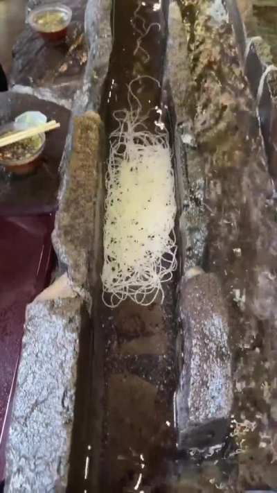 Japan&rsquo;s Summer Special Waterfall Noodles at Amidaga Takiso, Gifu