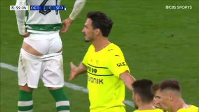 Dortmund vs Sporting 60th minute: Paulinho [great ass]