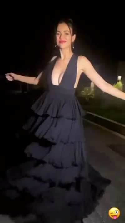 Victoria Twirling