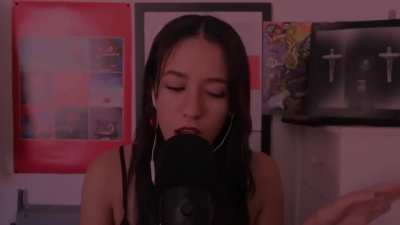 She did all the WLR songs in ASMR 💀💀