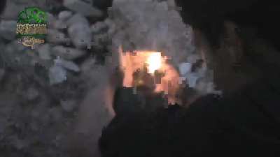 Army of Islam fighters use a variety of weapons during attempts to push IS forces out of Ghouta, Damascus - 2014