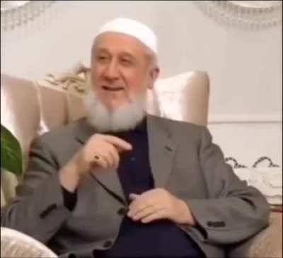Sonunda koyuyor hacı amca efsaneyi.