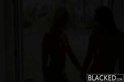 Anikka Albrite &amp; Dani Daniels Kiss
