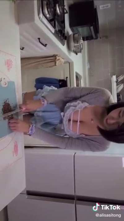 Busty Asian TikTokThot teaches us how to cook