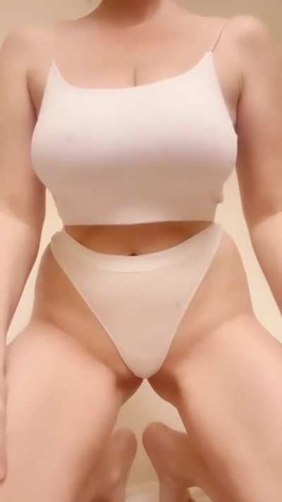 have i got the best tits in London? [F]