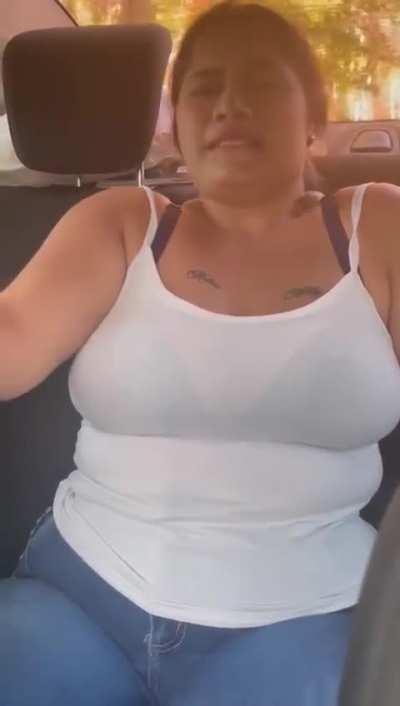 Alguien sabe qui&eacute;n es ella?