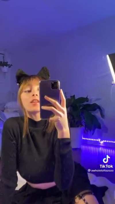tiktokthots - Video #4679