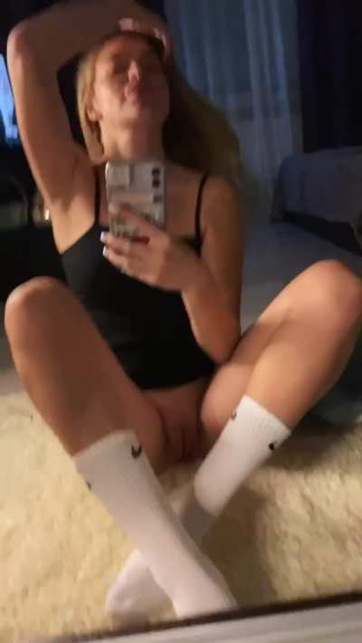 you lick me and i&rsquo;ll suck you, deal?