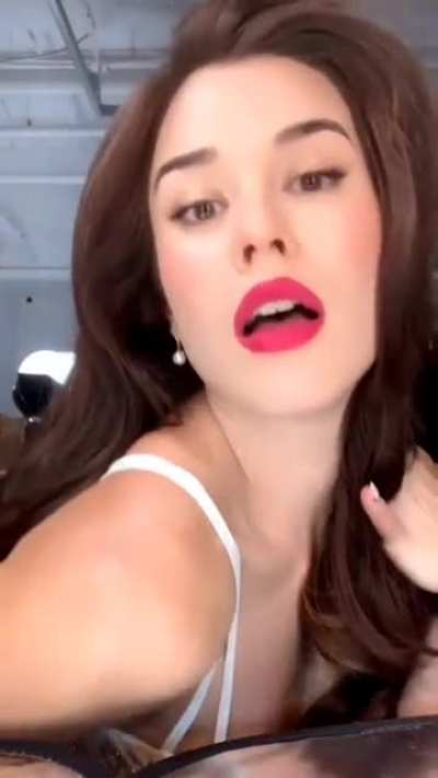 Valeen Montenegro
