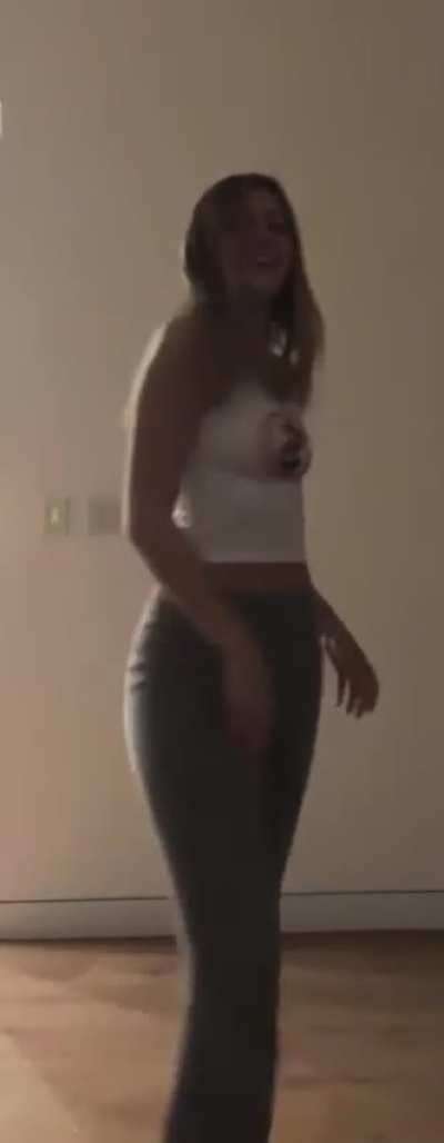 still my fav clip of her til this day