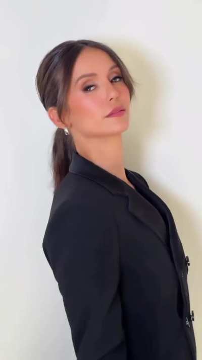 The stunning Nina | Ig reel by stylist Shadi 10/29/25