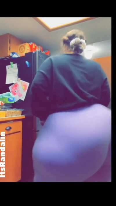 🍆💦